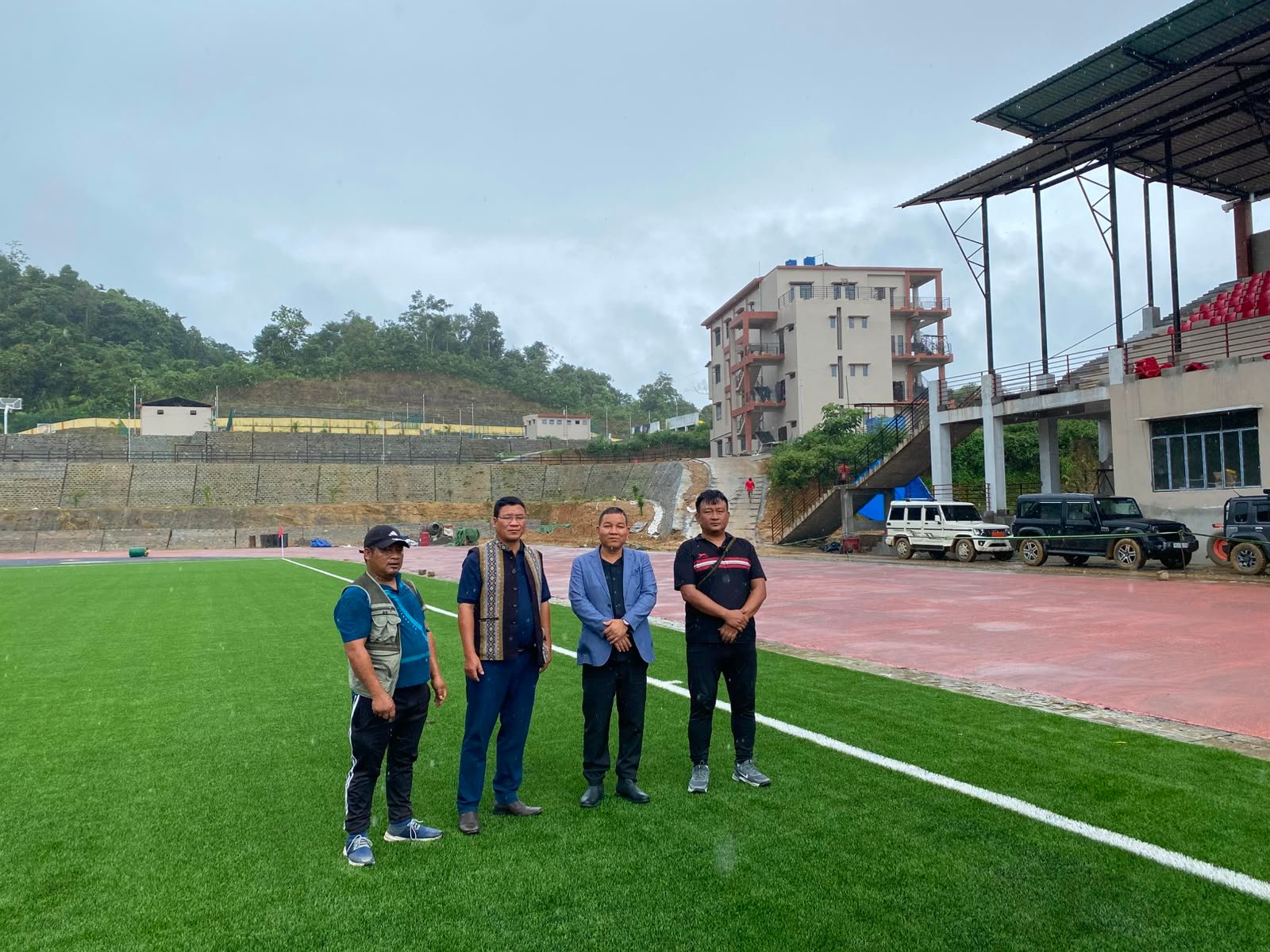 Nuai 5019.43 senga Lawngtlai District Sports Complex sak mek chu Pu C.Hrangthianga'n a hmunah a enfiah